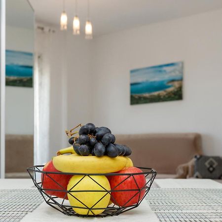 Gus Apartament Vlore Exterior photo