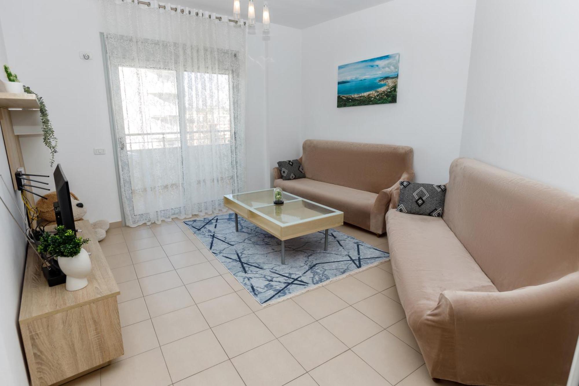Gus Apartament Vlore Exterior photo