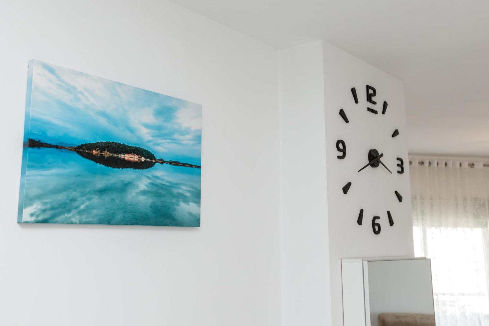 Gus Apartament Vlore Exterior photo