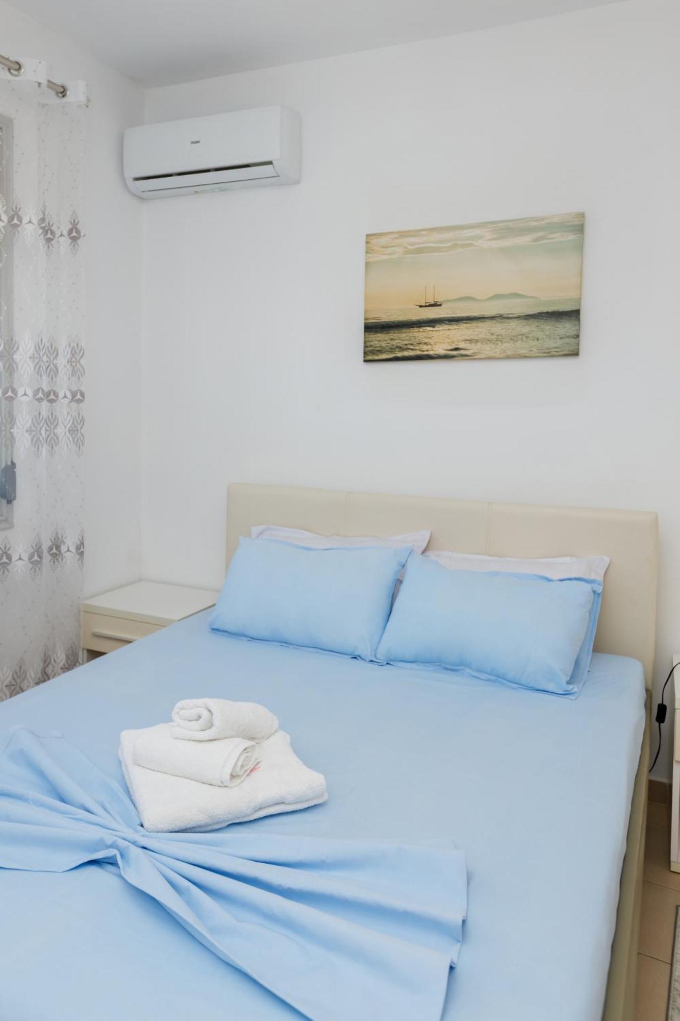 Gus Apartament Vlore Exterior photo