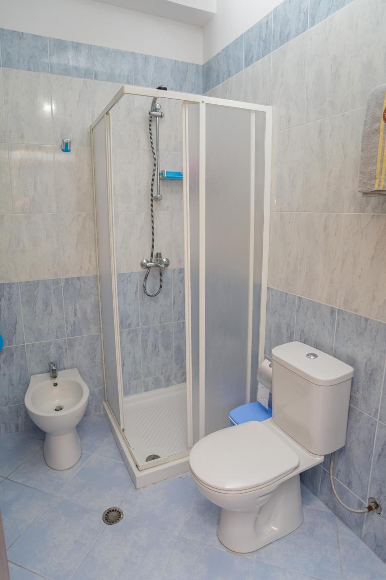 Gus Apartament Vlore Exterior photo